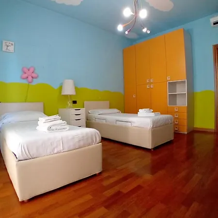 Bnbutler - Stromboli, 22 - Ampio, Luminoso Ed Elegante * 밀라노